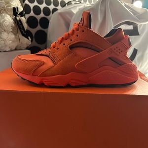 Nike Huarache Women’s Running Shoe